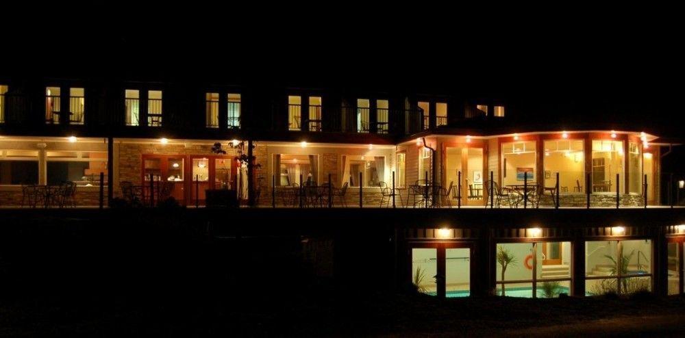 Hotel Mayne Island Bennett Bay