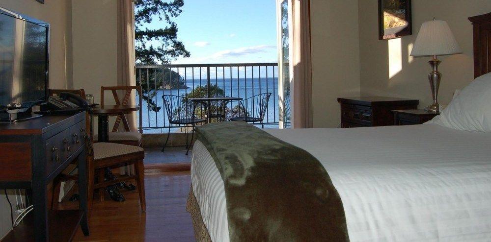 Hotel Mayne Island Bennett Bay